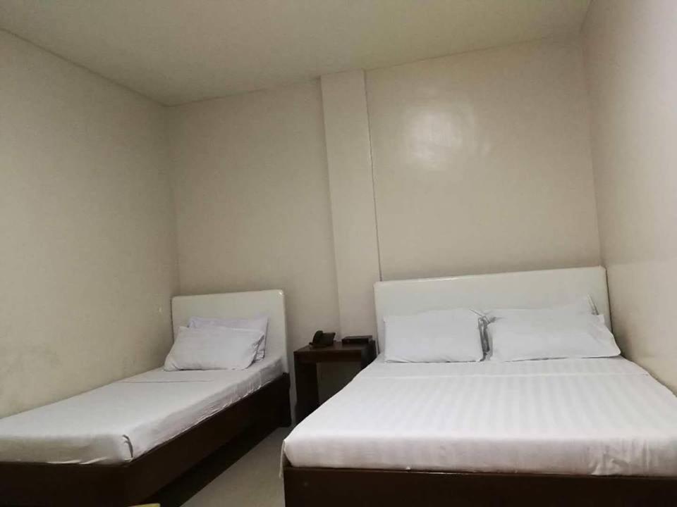 Hotel Liatris Legazpi Extérieur photo